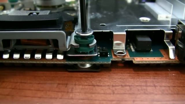 How to open a slim PS2 (PROPER guide!) смотреть онлайн