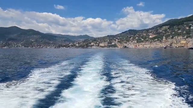 Recco, Camogli, Punta Chiappa, San Fruttuoso. Genova - Liguria. Genoa - Ligurian. смотреть онлайн