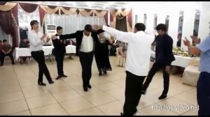 Заводные цыганские пляски. Ну очень заводные!