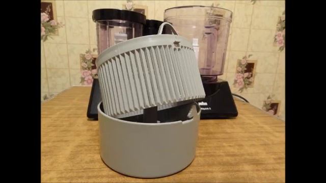 Делаем яблочный сок на Braun K700 смотреть онлайн