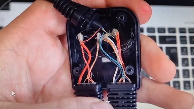 8 in 1 (to serial) Programming Cable - Motorola /Kenwood/ Yaesu / Icom / Jianpai - Chinese - Japan смотреть онлайн