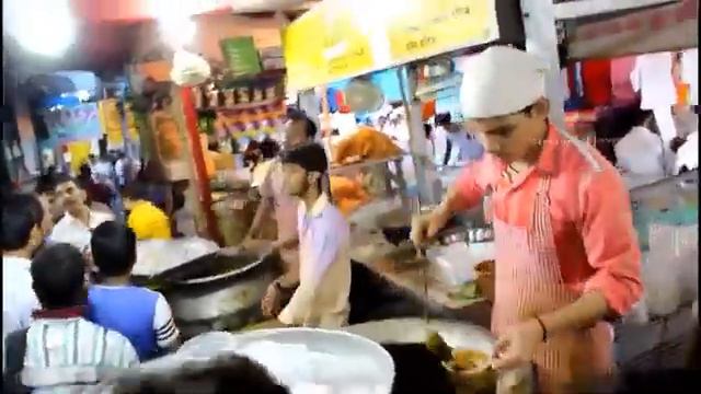 Street Food in India/Kolkata Huge Food(Semai,Rose Water,Mixed Fruit,Halim)Selling in Ramad смотреть онлайн