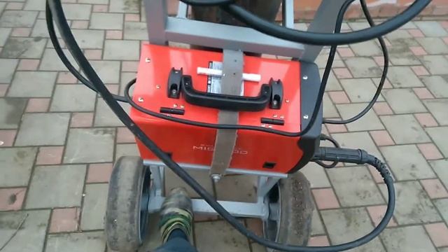 Самодельная тележка для сварочного полуавтомата. смотреть онлайн