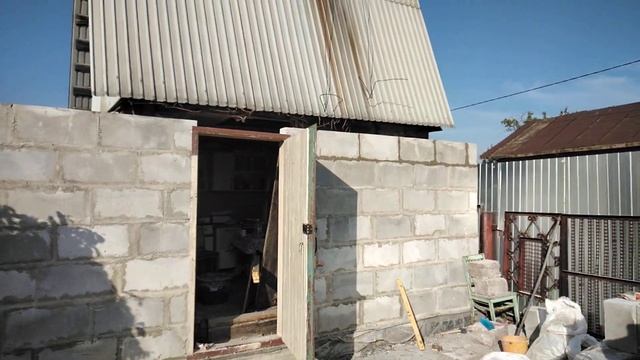 Часть 12. Дача своими руками. Пеноблок на ребро. 1й этаж возведен. смотреть онлайн