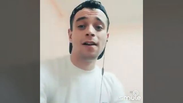 А у девчёнок ветерок, дует, дует между ног) смотреть онлайн