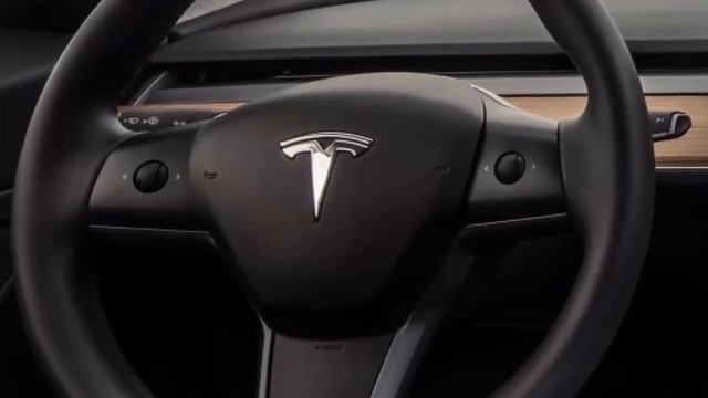 Is The Nissan Leaf Worth Getting Rid Of Your Model 3 Reservation For? смотреть онлайн