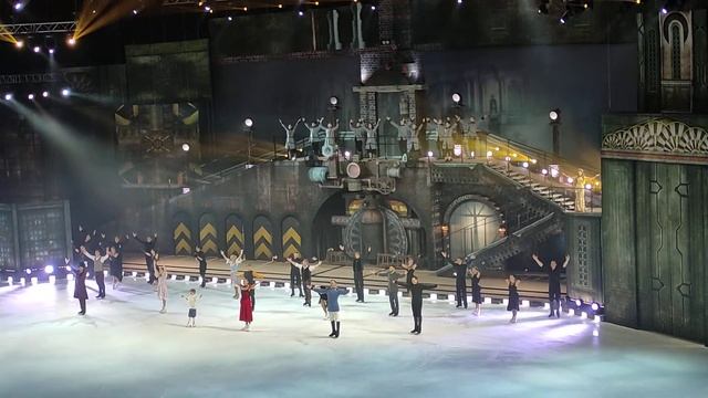 VID 20210908 205007 Выход артистов на поклон в "Анне Карениной" в Сочи. смотреть онлайн