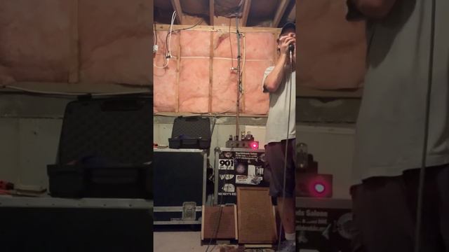 Little Drummer Boy in the Basement смотреть онлайн