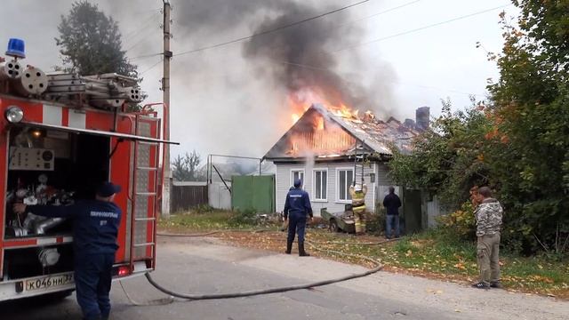"Сгорел сарай, гори и хата" смотреть онлайн