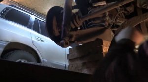 замена задних верхних рычагов на полноприводном  Hyundai Santa Fe (1G)