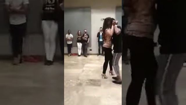 EDDY VENTS & LIA - MASTERCLASS - KEEP ON KIZOMBA! смотреть онлайн