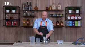 Быстрая настойка на черной смородине на самогоне (водке)