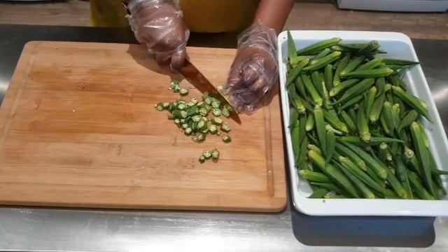 How to cook Okra Soup/Supa Kanja/Soupe Kandia with palm oil!! Gambian style 🇬🇲 смотреть онлайн