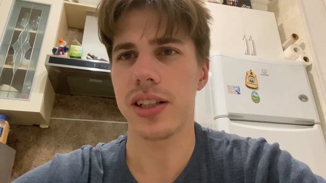 Устроился во ВкусВилл сборщиком заказов стоящая работа? смотреть онлайн