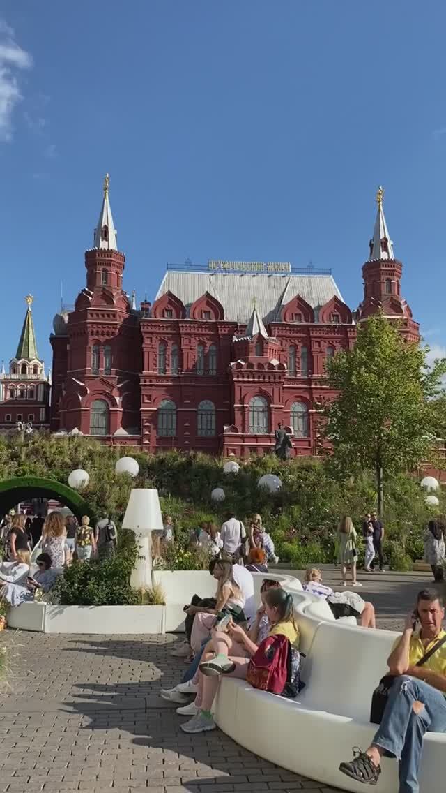 Москва, Манежная площадь. Фестиваль 