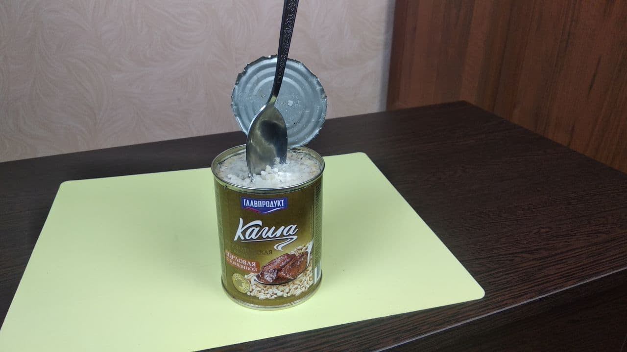 Как открыть железную банку ложкой (консервная банка) смотреть онлайн
