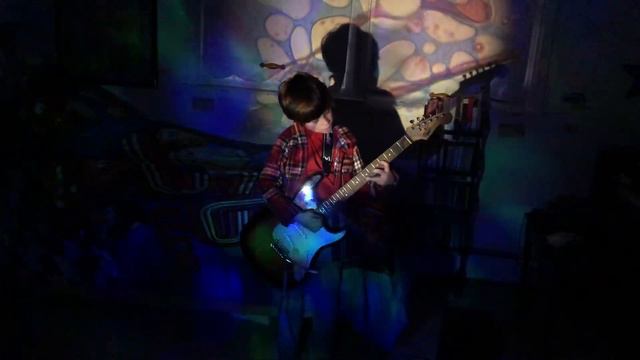 9 year old guitarist rocks out to Pink Floyd - Interstellar Overdrive смотреть онлайн