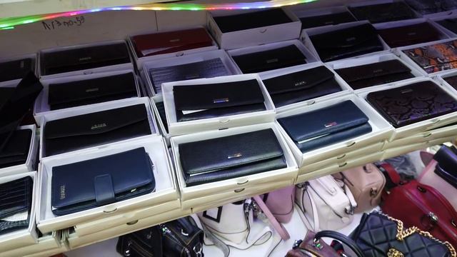 ЖЕНСКИЕ СУМКИ КОШЕЛЬКИ ОПТОМ И В РОЗНИЦУ смотреть онлайн