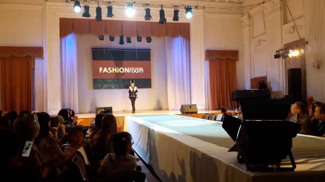 Выпускной показ в школе моделей Софьи Ни. смотреть онлайн