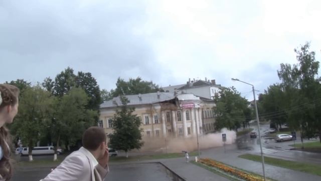 Обрушение дома в Костроме смотреть онлайн