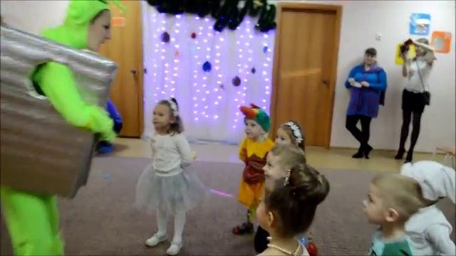 НА УТРЕННИКЕ. ДЕТСКИЙ САД КОРАБЛИК 2017. ГОРОД ЭНГЕЛЬС. МИЛАНА ПОГОДИНА смотреть онлайн