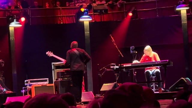 Eric Clapton Crossroads Live Albert Hall May 8 2022 смотреть онлайн