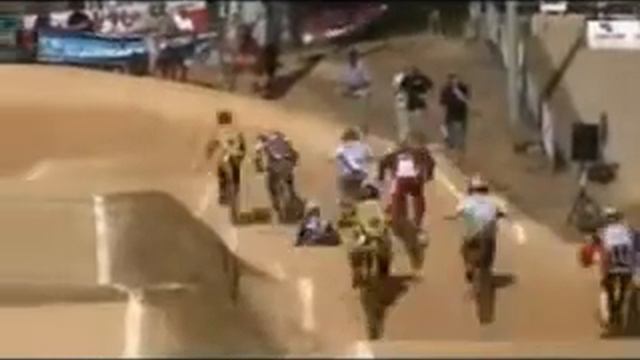BK Bmx 2010 Boys15 смотреть онлайн