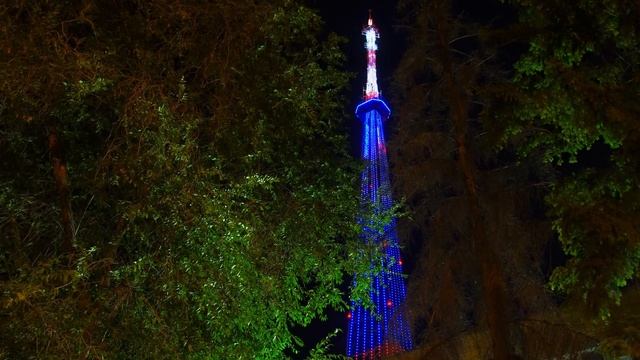 Телебашня Самары 22 августа окрасилась в цвета российского триколора смотреть онлайн