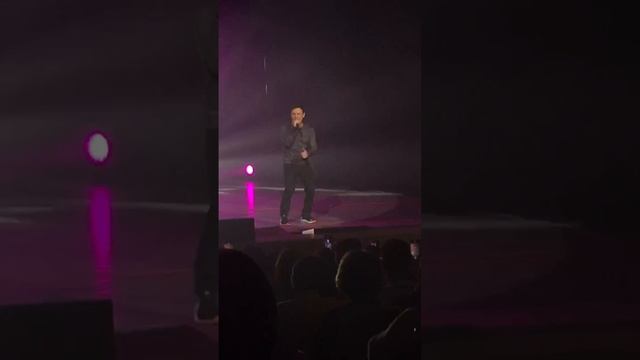 Юрий Шатунов "Про белые розы" смотреть онлайн