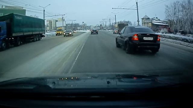 20130220 Вылет калины на Марпосадском ш. смотреть онлайн