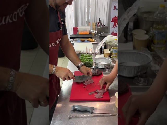 Мясо северного оленя, приготовленное в су-вид #дикоед #food #еда #shorts смотреть онлайн