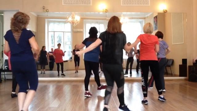 Зук женский стиль (спиной) смотреть онлайн