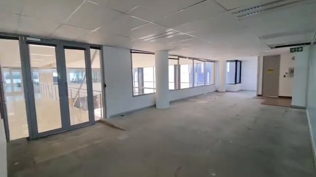 Office space available for rental in the Sandton business node. смотреть онлайн