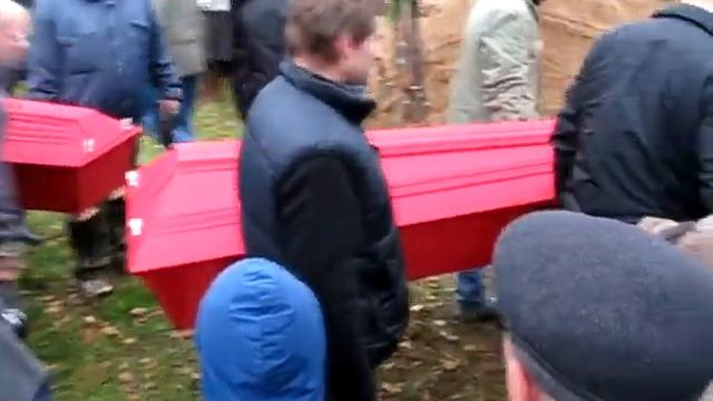 Церемония перезахоранения красноармейцев. смотреть онлайн