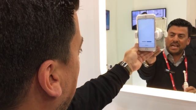 Oral B Genius Brush Demo смотреть онлайн