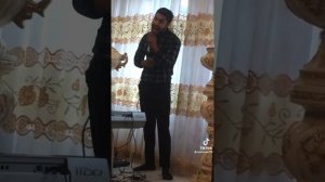 исполняет гриша вэдэха зор бах