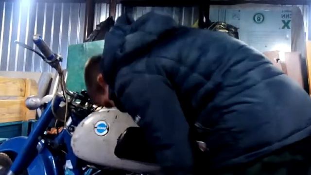 Завожу ИЖ на горячей обкатке. смотреть онлайн