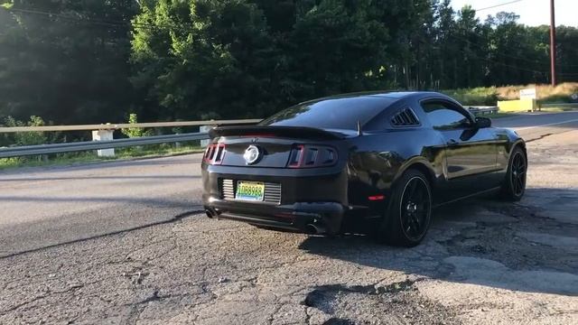 14 Mustang GT Offroad X-Pipe Mid-mounted Slp Loudmouth 1 Resonators Muffler Delete смотреть онлайн