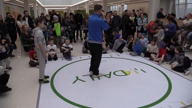 kids до 10 лет 1/4 финала Воронцов Вова vs Stay Cool, breakdance city battle - ТЦ 4Daily 20170422 смотреть онлайн