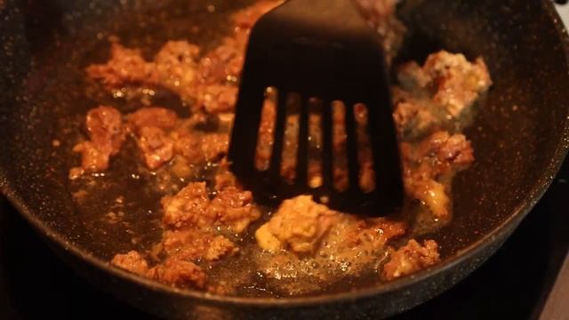 Сколько мяса в тушенке МаВР? смотреть онлайн