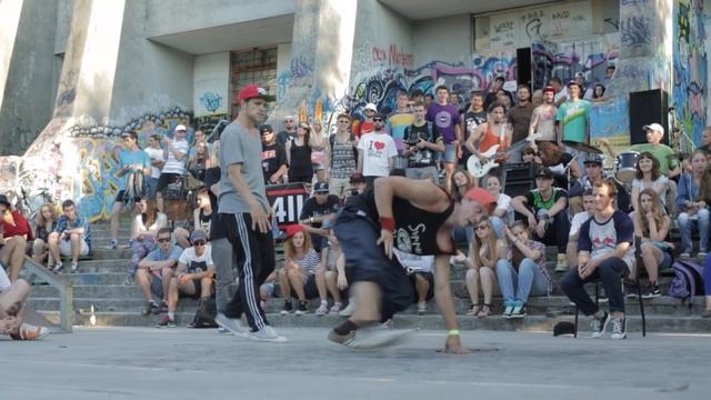 Slon (win) vs Смокикот* Break dance 1X1 Final* JAM4IK 3.0 смотреть онлайн