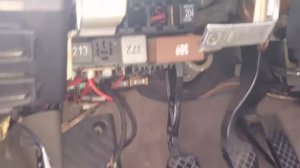 Audi A4 B5 fuel pump relay Location