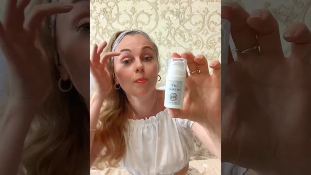 ?️Лучшие кремы для век: лифтинг или разглаживание? Сравнение топовых кремов? смотреть онлайн