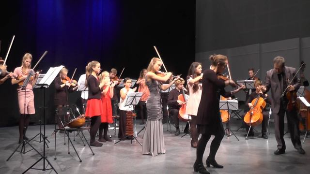 Zapolski Strings play J-L.Ponty: New Country смотреть онлайн