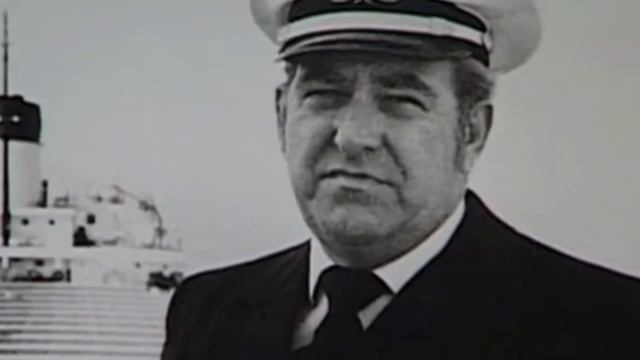 "Surviving the Storm: Great Lakes Ships in Massive Waves" смотреть онлайн