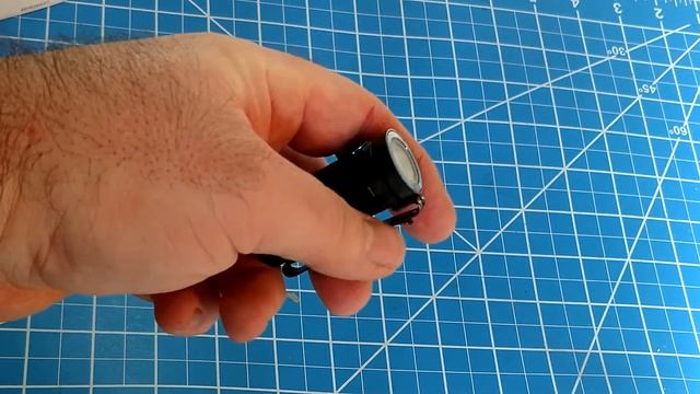 Olight S1 Mini baton HCRI version - tiny EDC light смотреть онлайн