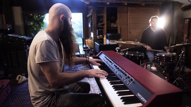 Testing the Nord Grand with WHERE IS EMMA? смотреть онлайн
