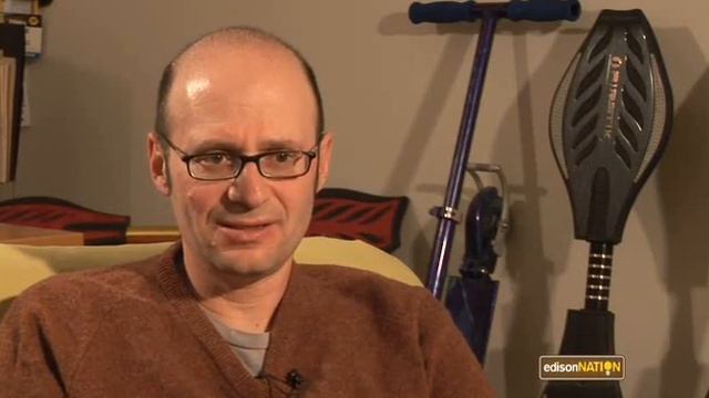 Talking product ideas and inventing with Razor USA Founder - Carlton Calvin смотреть онлайн