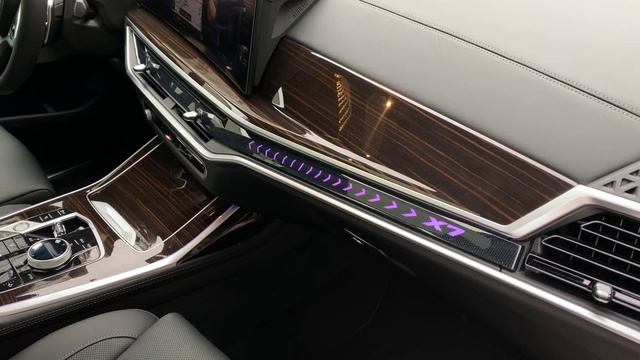 New BMW X7 7 мест 2022 | 4K Walkthrough. Обзор авто БМВ X7 2022 | Детали экстерьера и интерьера. смотреть онлайн