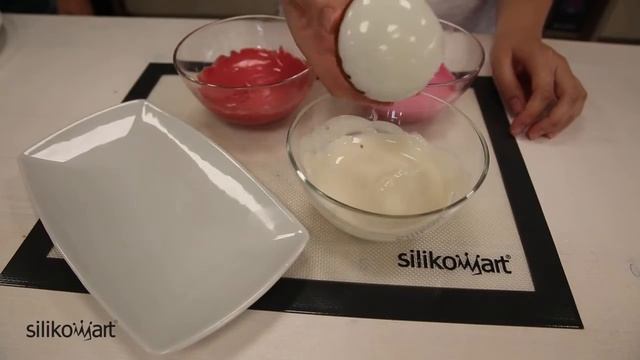 Форма для приготовления пирожных mini goccia от Silikomart